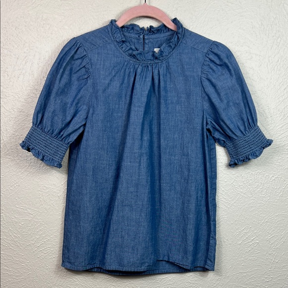 J. Crew Tops - J. Crew Chambray Ruffle Neckline Short Ruffle Sleeve Top XXS